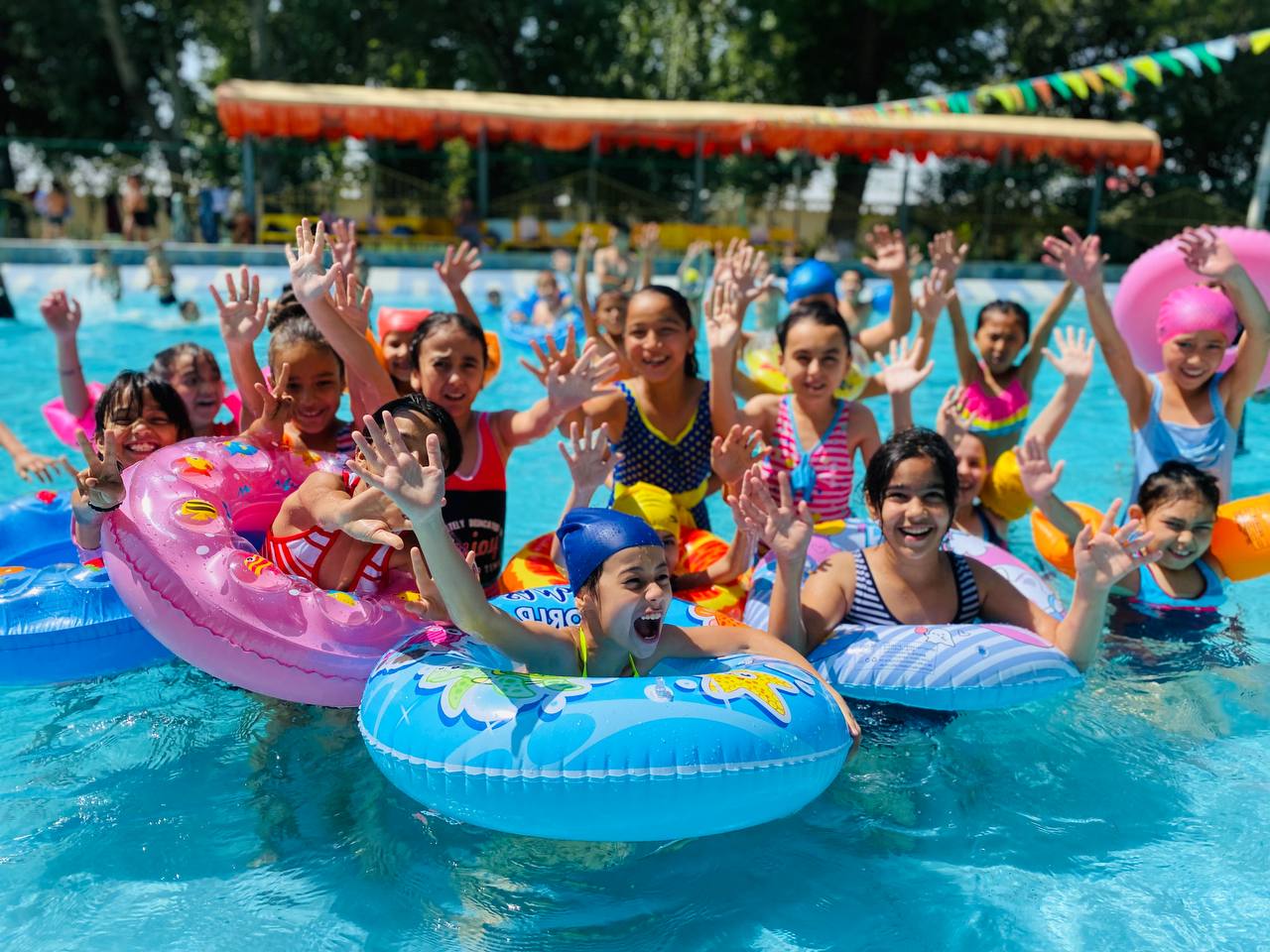 Everest (259-maktab)